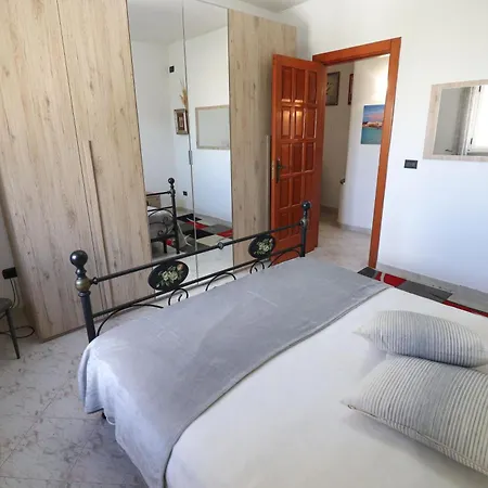 Apartman Suryas House *
